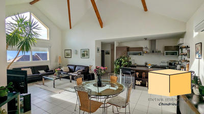 Maison - 97 m² - 5 pièces