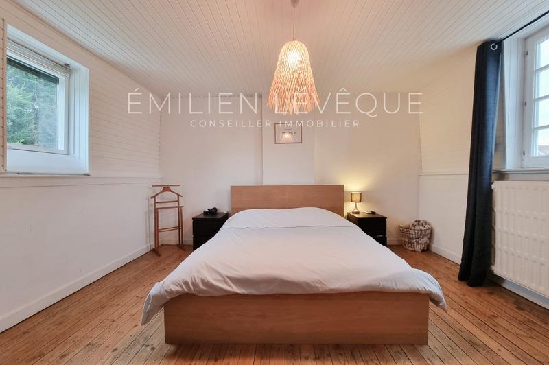 Maison - 136 m² - 7 pièces