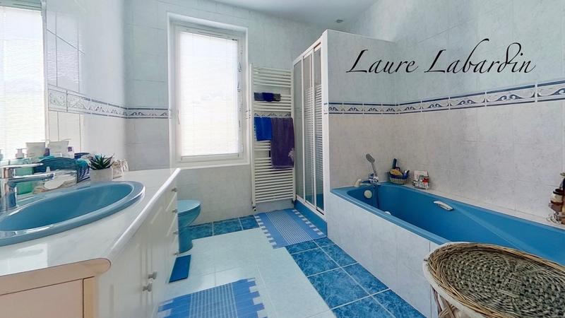 Maison de maîtres - 223 m² - 7 pièces