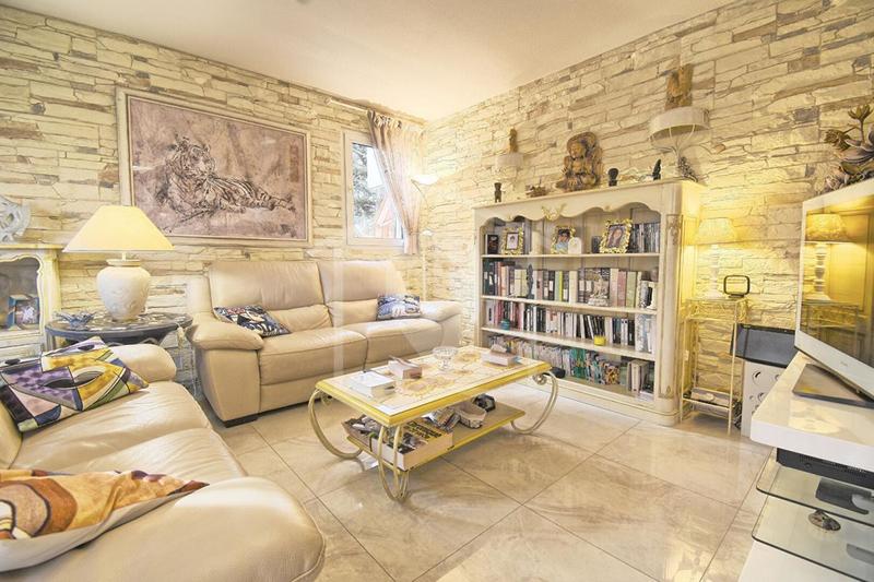 Appartement - 101 m² - 4 pièces