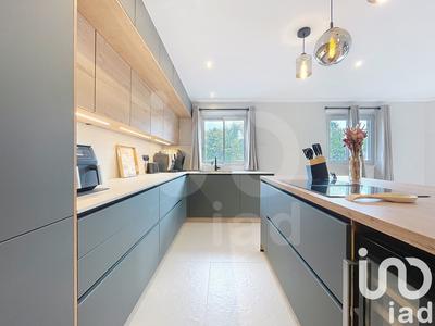 Duplex - 93 m² - 5 pièces