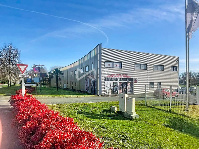 Local commercial - 187 m² - 2 pièces