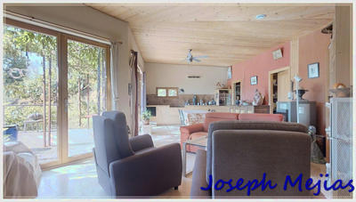 Maison - 144 m² - 7 pièces