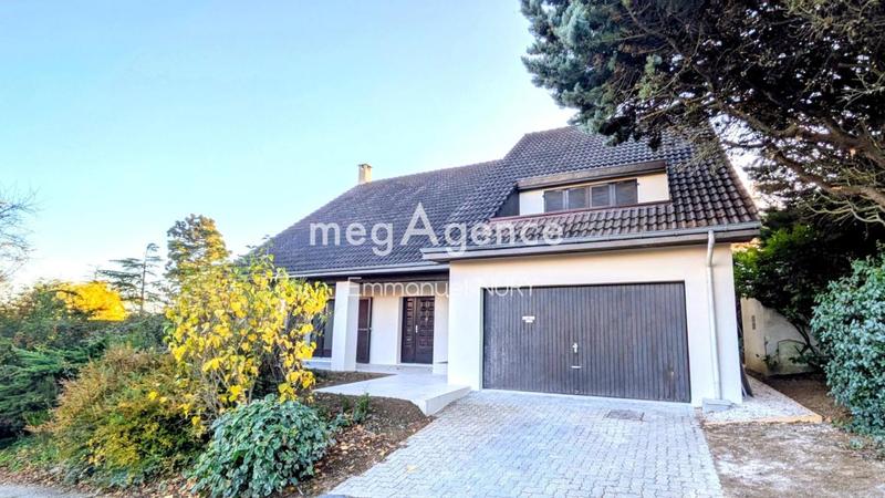 Maison - 178 m² - 8 pièces