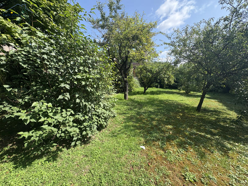 Maison - 220 m² - 9 pièces