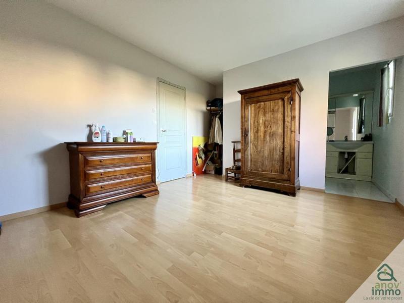 Propriété - 232 m² - 7 pièces