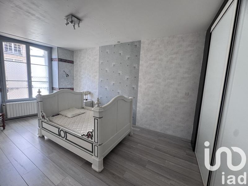 Maison de ville - 286 m² - 8 pièces