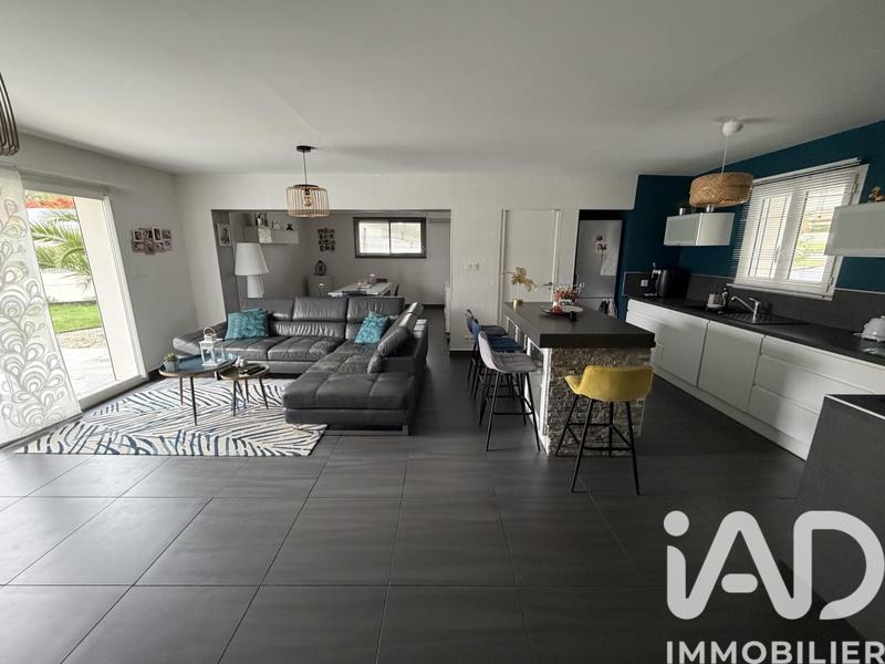 Maison - 107 m² - 5 pièces