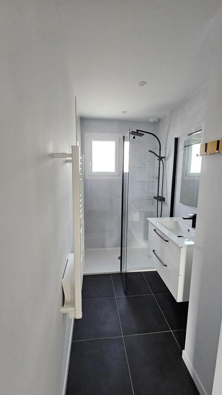 Maison - 92 m² - 5 pièces