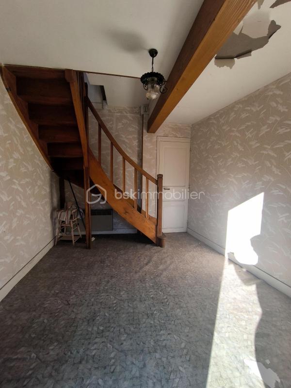 Demeure - 199 m² - 12 pièces