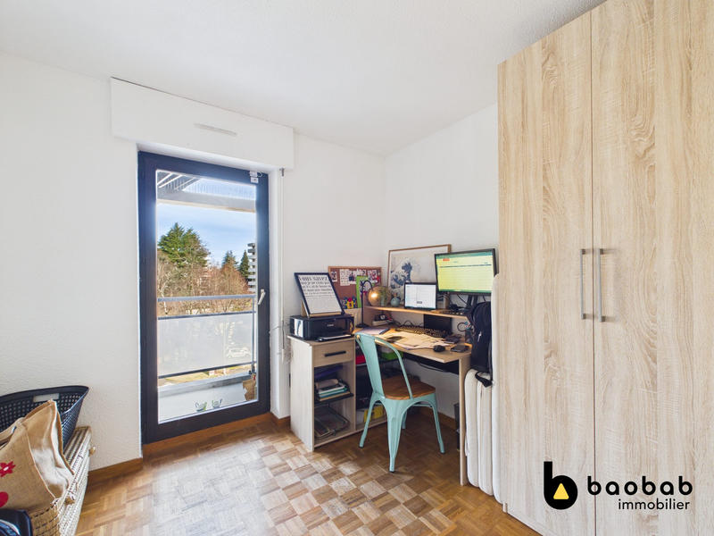 Appartement - 94 m² - 5 pièces