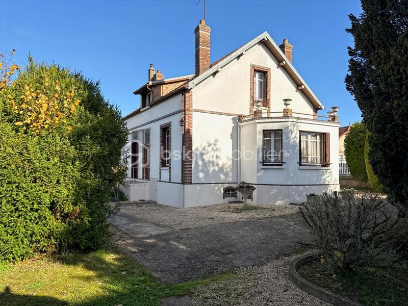 Maison - 124 m² - 6 pièces