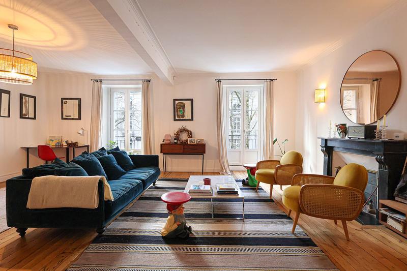 Appartement - 146 m² - 6 pièces