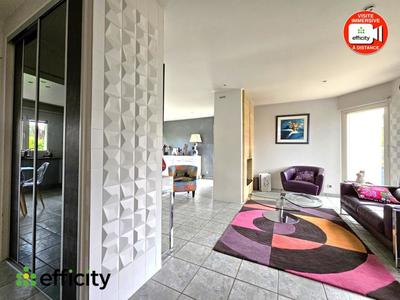 Maison - 113 m² - 6 pièces