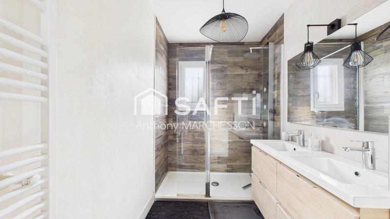 Maison - 156 m² - 6 pièces