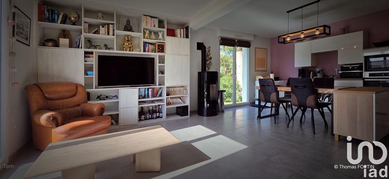 Maison - 95 m² - 5 pièces