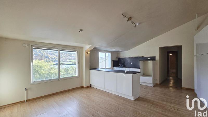 Local commercial - 122 m²