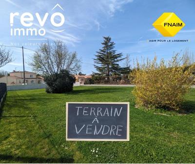 Terrain constructible - 328 m²
