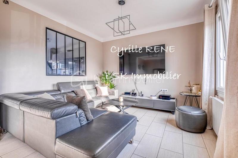 Maison - 160 m² - 7 pièces