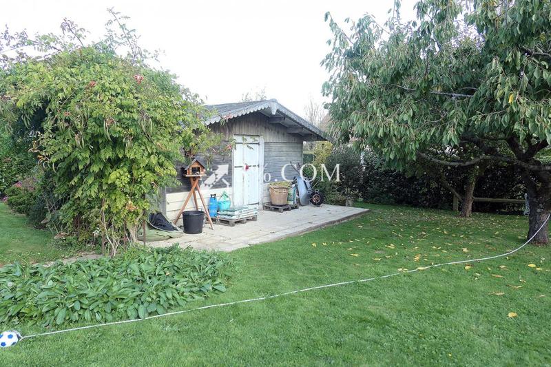 Maison - 200 m² - 8 pièces