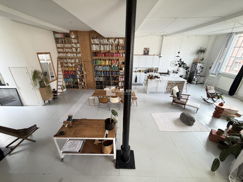 Appartement - 225 m² - 5 pièces