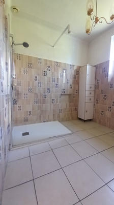 Maison - 145 m² - 9 pièces