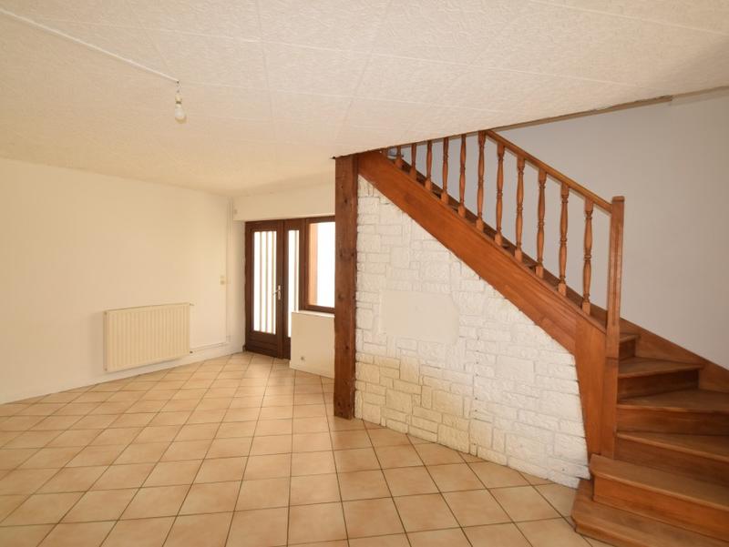 Maison - 104 m² - 5 pièces