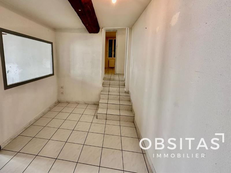 Appartement - 98 m² - 6 pièces