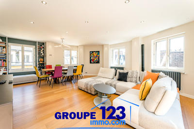 Appartement - 125 m² - 5 pièces