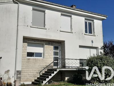 Maison - 197 m² - 10 pièces