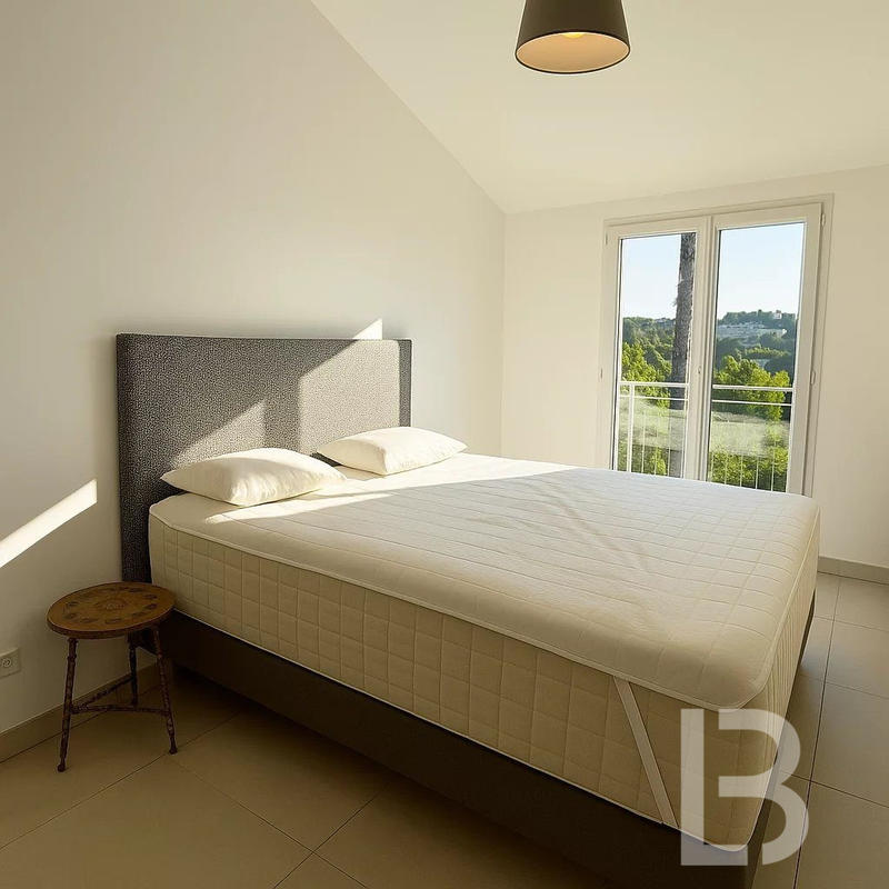 Appartement - 84 m² - 4 pièces