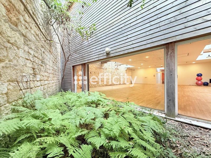 Bureau - 420 m² - 10 pièces