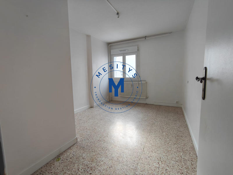 Appartement - 108 m² - 5 pièces