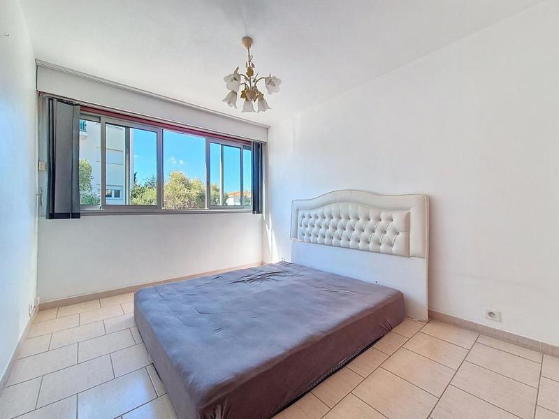 Appartement - 86 m² - 4 pièces