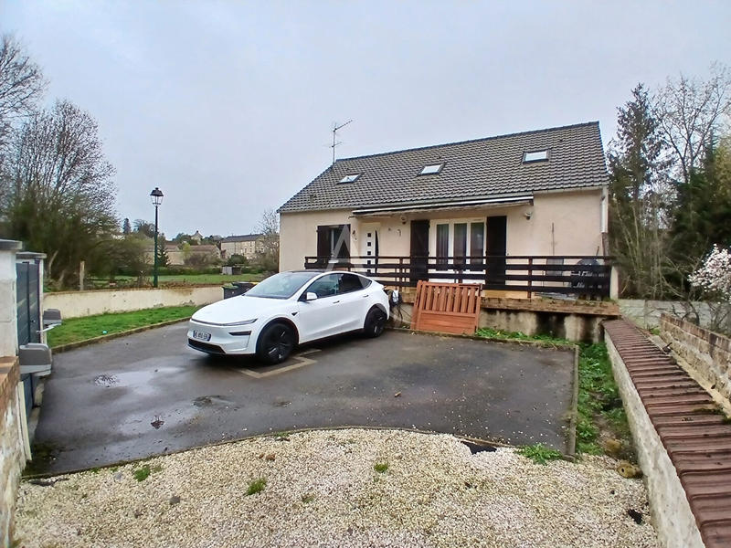 Maison - 198 m² - 6 pièces