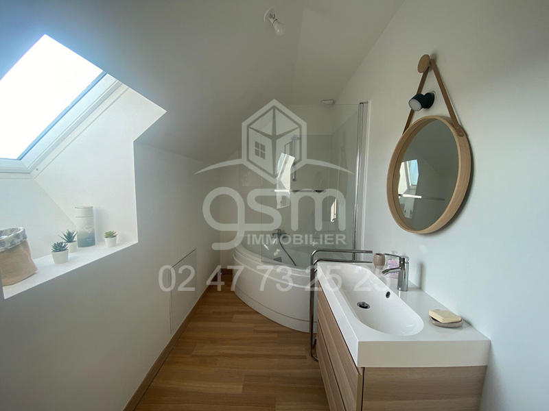 Maison - 94 m² - 5 pièces