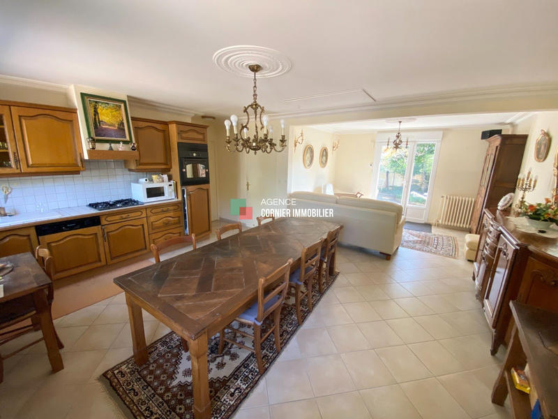 Maison - 142 m² - 6 pièces