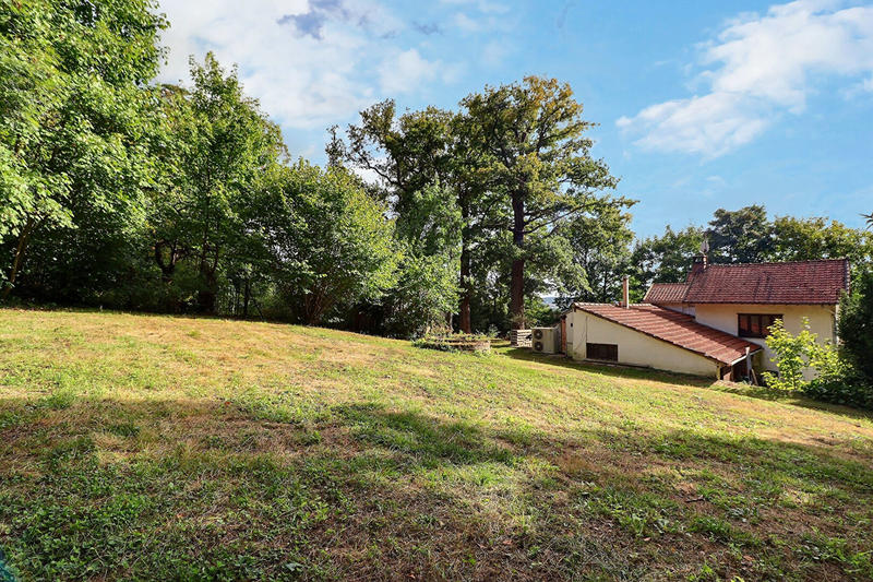 Maison - 191 m² - 6 pièces