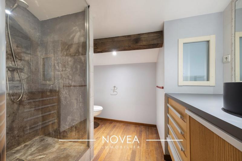 Appartement - 152 m² - 4 pièces