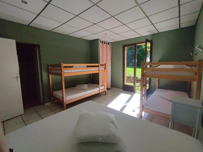 Longère - 380 m² - 13 pièces