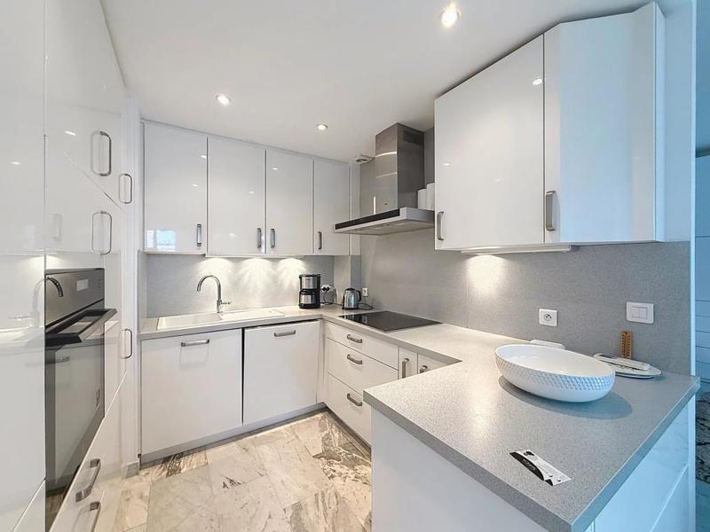 Appartement - 94 m² - 4 pièces