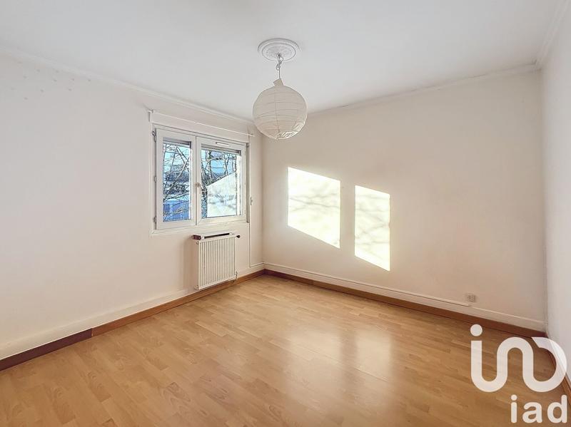 Appartement - 97 m² - 5 pièces
