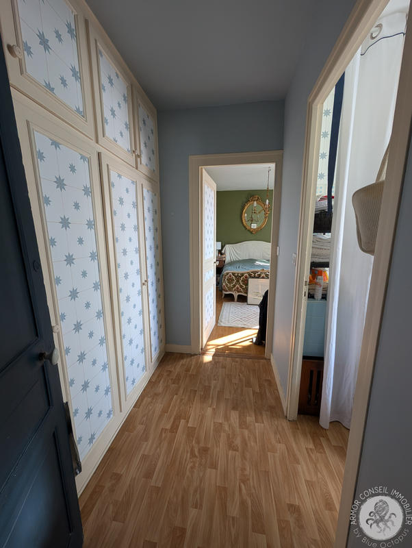 Maison - 229 m² - 8 pièces