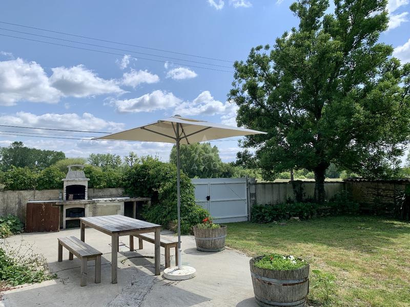 Maison de village - 300 m² - 8 pièces