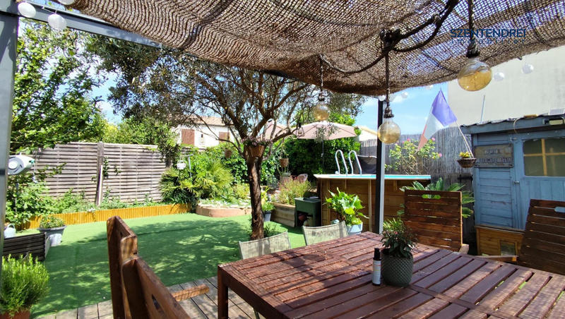 Maison traditionnelle - 100 m² - 5 pièces