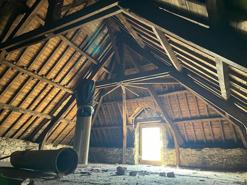 Maison - 310 m² - 9 pièces