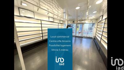 Local commercial - 114 m²