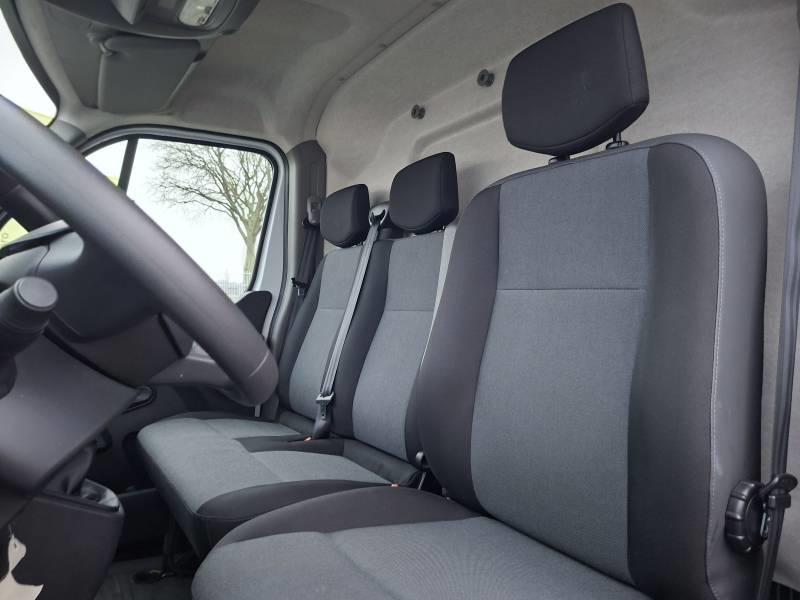 Renault Master Fourgon Fgn Trac F3500 L2h2 Blue Dci 135 Confort