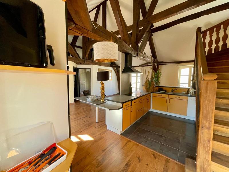 Appartement - 77 m² - 3 pièces