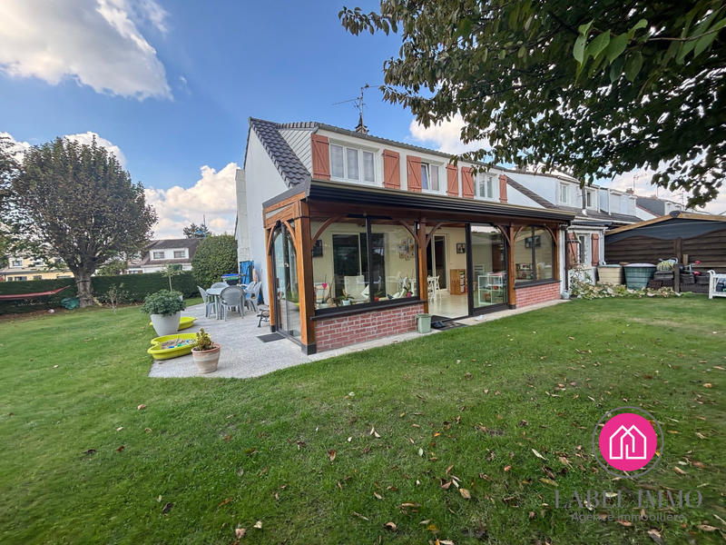 Maison - 125 m² - 8 pièces